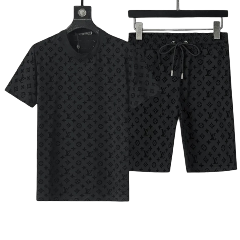 SUIT SUMMER