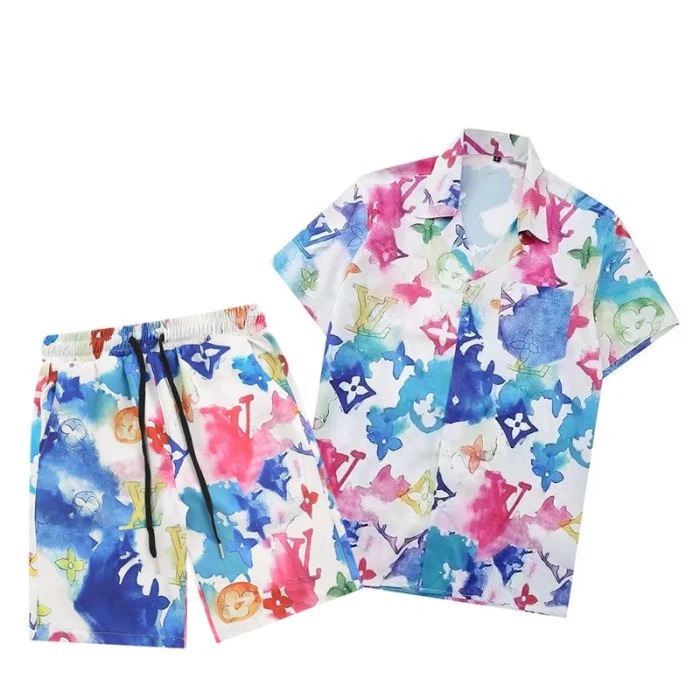 SUIT SUMMER