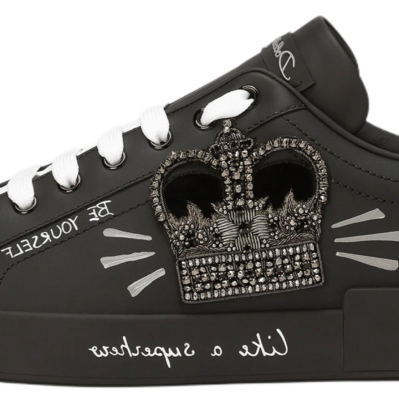 DOLCE G. CROWN BLACK